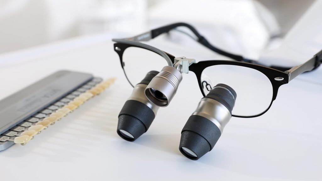 Lupenbrille Qualität Zahnmedizin