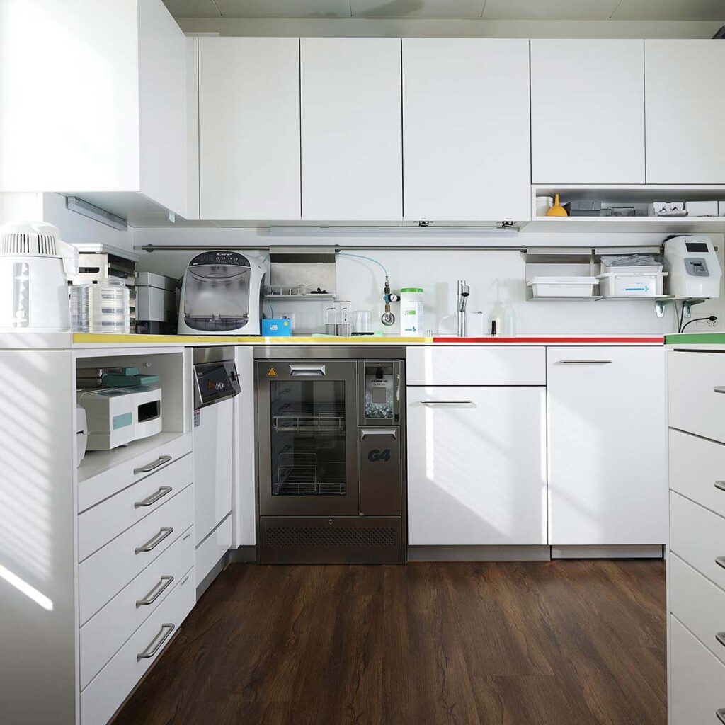 Praxis Steri MOBILE Sterilisation