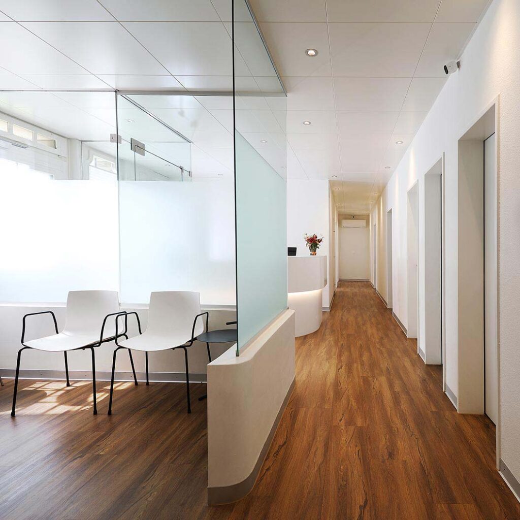 Praxis Warten 1 MOBILE Praxis Empfang und Warten