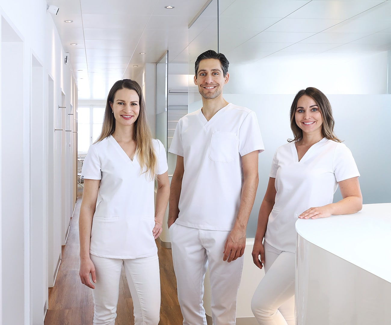 Zahnärzte Obere Zäune - Zahnarzt In 8001 Zürich: Persönlich & Modern